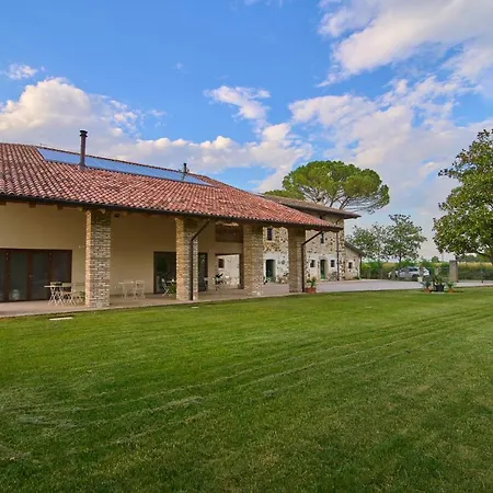 Casale San Pietro 3*